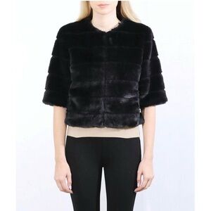 NWT Metric Knits Chic Black Faux Fur Cape, Jacket, Bolero size Large